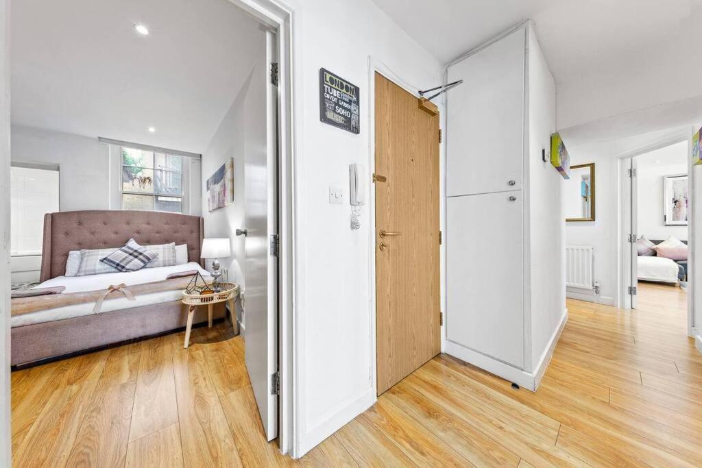 3 Bedroom Apartment In Haymarket Central London Sleep 10 Hy2 Buitenkant foto