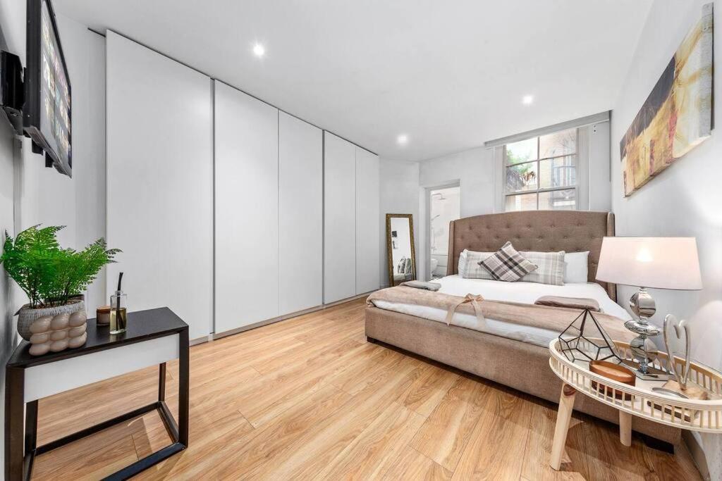 3 Bedroom Apartment In Haymarket Central London Sleep 10 Hy2 Buitenkant foto