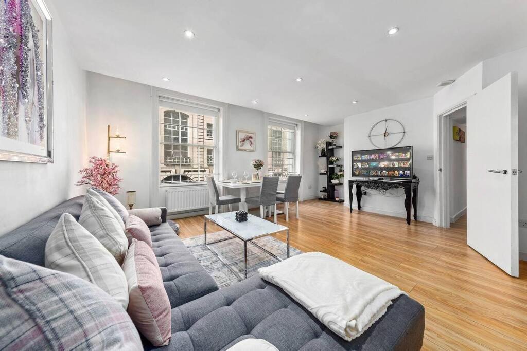 3 Bedroom Apartment In Haymarket Central London Sleep 10 Hy2 Buitenkant foto